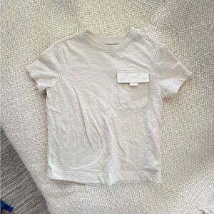 Old Navy Cream Pocket Tee - 2T